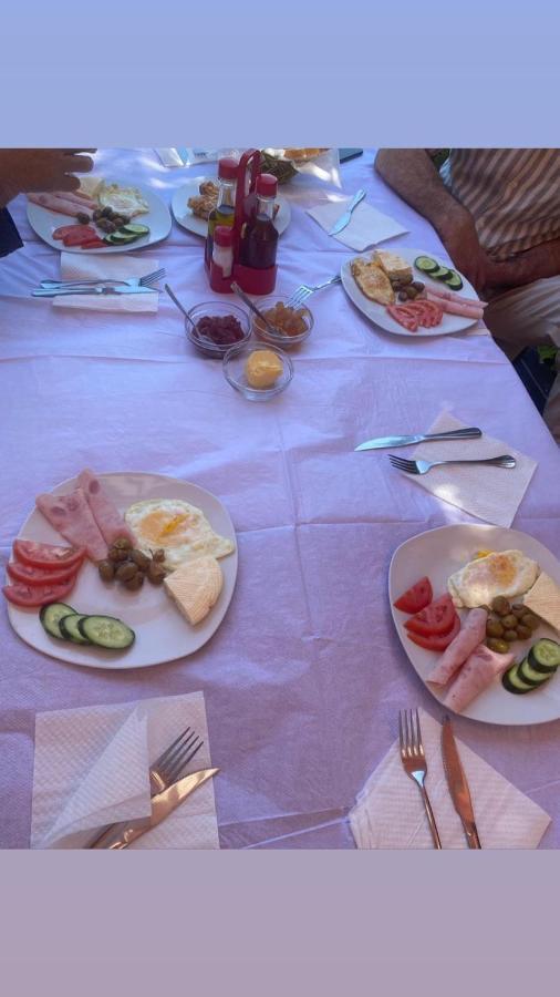 Bar Restorant Kristal Hotel Tiranë Ngoại thất bức ảnh